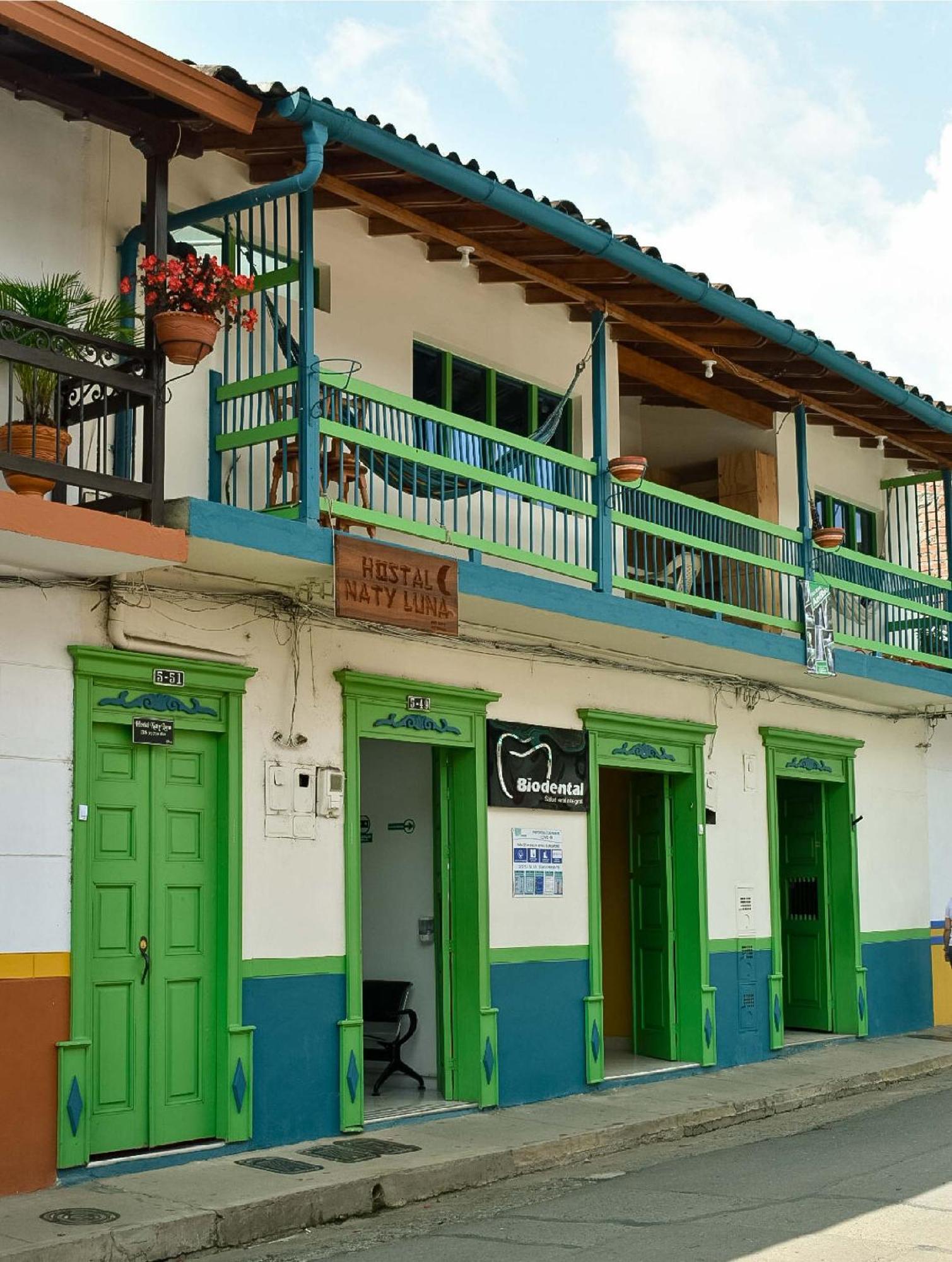Hostal Naty Luna Jardín Εξωτερικό φωτογραφία