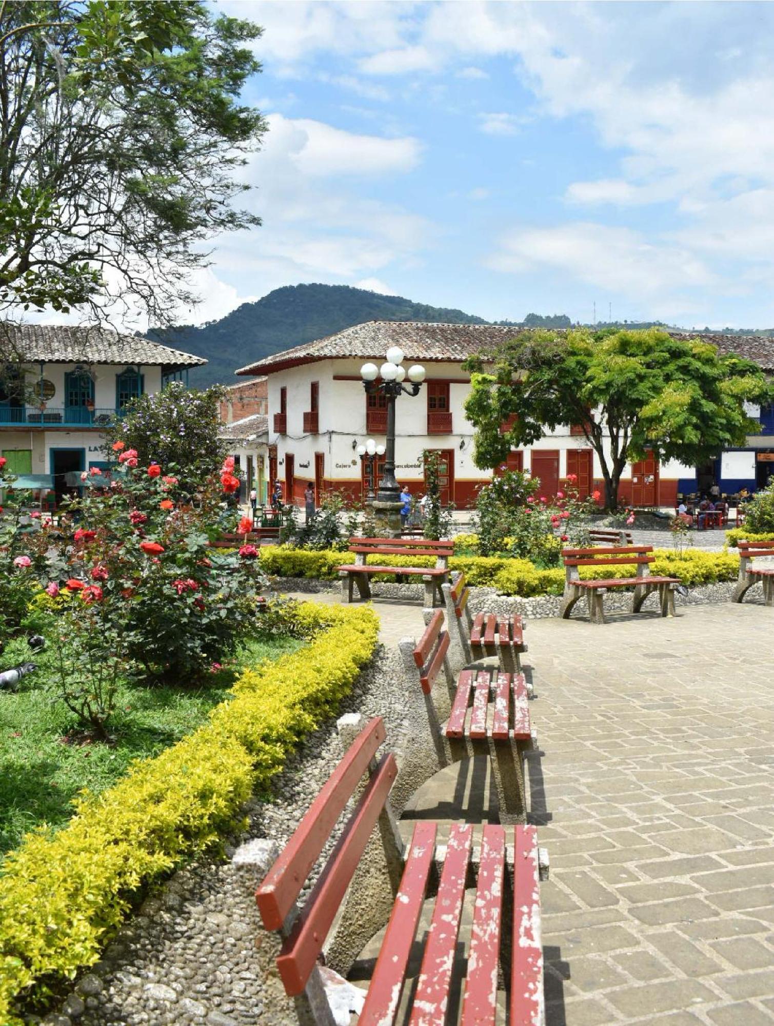 Hostal Naty Luna Jardín Εξωτερικό φωτογραφία